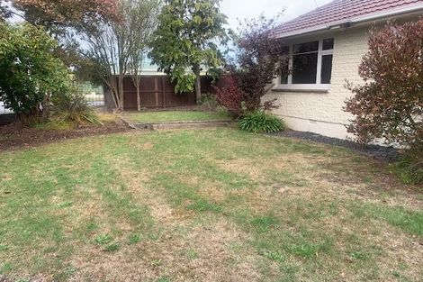 Photo of property in 260 Mairehau Road, Burwood, Christchurch, 8083