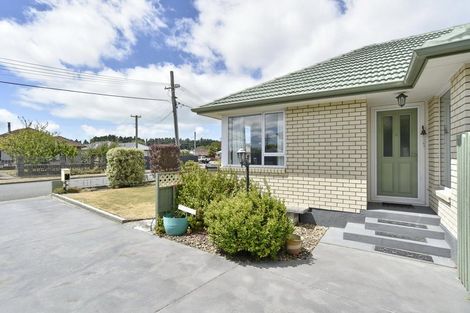Photo of property in 3 Niagara Street, Wainoni, Christchurch, 8061