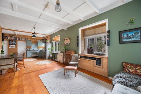 Photo of property in 49 Faraday Street, Hospital Hill, Napier, 4110