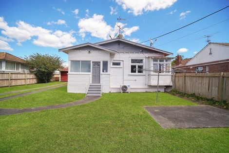 Photo of property in 1/36 Miro Street, New Lynn, Auckland, 0600
