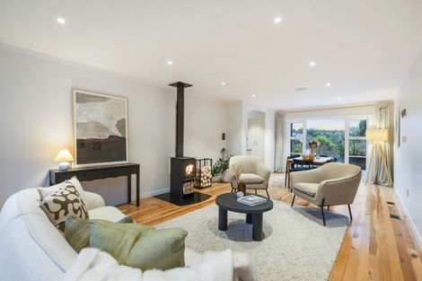 Photo of property in 24 Sylvan Avenue, Northcote, Auckland, 0627
