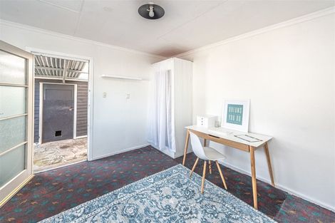 Photo of property in 86 Manuka Street, Castlecliff, Whanganui, 4501