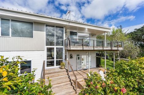 Photo of property in 4/30 Castor Bay Road, Castor Bay, Auckland, 0620