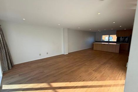 Photo of property in 23 Meritage Lane, Te Atatu South, Auckland, 0610