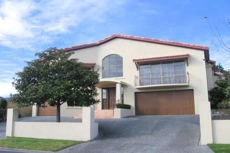 Photo of property in 50 Brooke Ridge Rise, East Tamaki Heights, Auckland, 2016