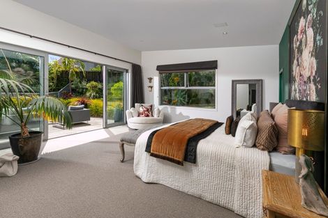 Photo of property in 35 Pounamu Avenue, Greenhithe, Auckland, 0632