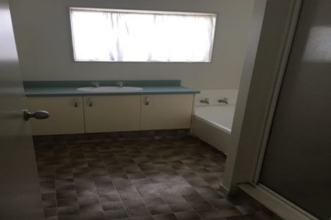 Photo of property in 5 Mackie Place, Papamoa Beach, Papamoa, 3118