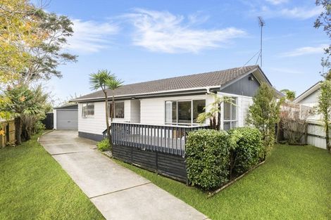 Photo of property in 4 Hydra Place, Glen Eden, Auckland, 0602