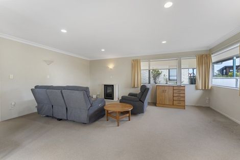Photo of property in 3/30 Whiteley Street, Moturoa, New Plymouth, 4310