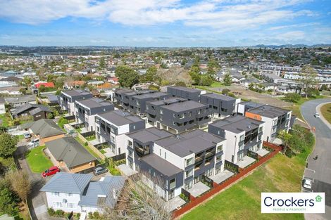 Photo of property in 10/10 Treasure Lane, Te Atatu South, Auckland, 0610