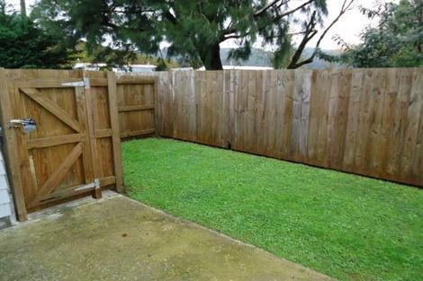 Photo of property in 2/8 Waldie Grove, Avalon, Lower Hutt, 5011