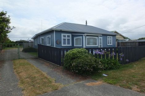 Photo of property in 141 Seabury Avenue, Foxton Beach, Foxton, 4815