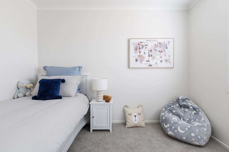 Photo of property in 32 Te Piriti Road, One Tree Point, 0118