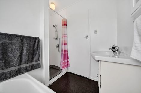 Photo of property in 6b York Street, Eltham, 4322