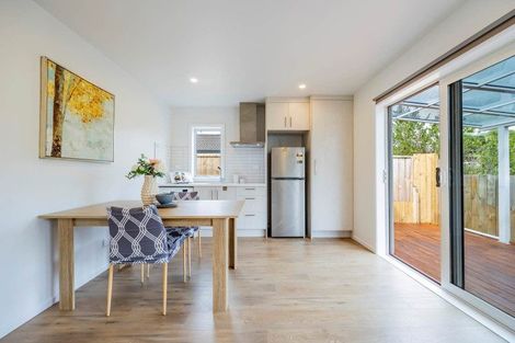 Photo of property in 16 Princeton Parade, Albany, Auckland, 0632