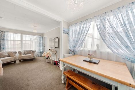 Photo of property in 30 Ruru Road, Taihape, 4720