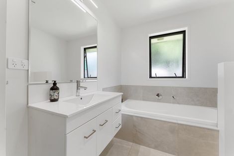 Photo of property in 81 Halls Road, Pahiatua, 4910