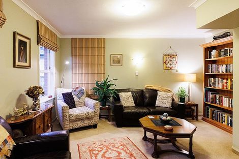 Photo of property in 26 Saint Albans Avenue, Hokowhitu, Palmerston North, 4410