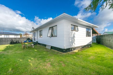 Photo of property in 18a Pringle Place, Nawton, Hamilton, 3200