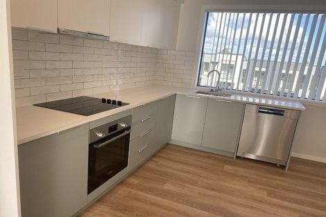 Photo of property in 15 Pukakaho Lane, Papatoetoe, Auckland, 2025