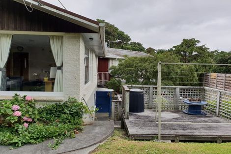 Photo of property in 51b Mana View Road, Paremata, Porirua, 5026