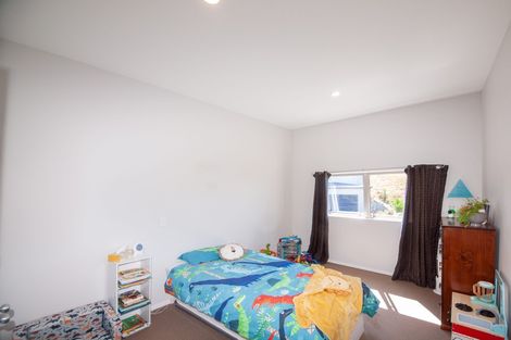 Photo of property in 23 Gifford Grove, Churton Park, Wellington, 6037