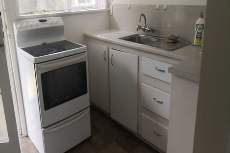 Photo of property in 2/12 Meadway, Sunnyhills, Auckland, 2010