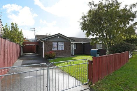 Photo of property in 1/31 Oregon Drive, Maoribank, Upper Hutt, 5018