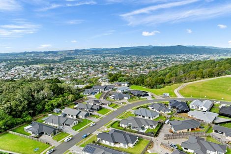 Photo of property in 18 Sycamore Drive, Sunnynook, Auckland, 0620