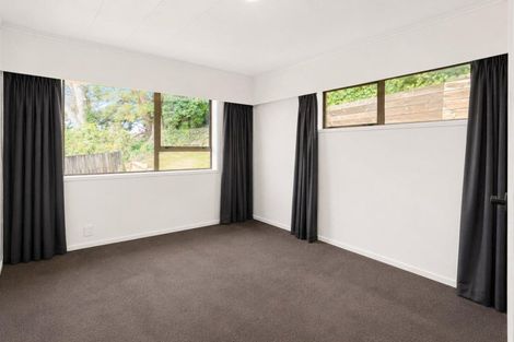 Photo of property in 22 Frankley Road, Westown, New Plymouth, 4310