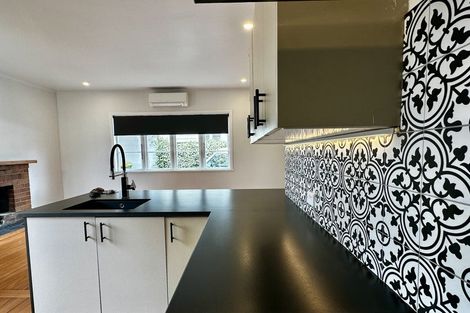 Photo of property in 1/8 Campbell Road, Takapuna, Auckland, 0622