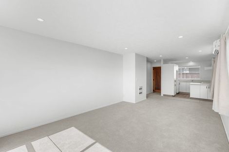 Photo of property in 2/23 Division Street, Riccarton, Christchurch, 8041