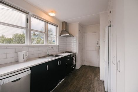 Photo of property in 50 Vogel Street, Roslyn, Palmerston North, 4414