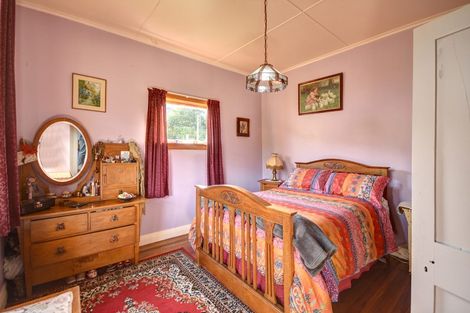 Photo of property in 68 Hall Road, Sawyers Bay, Port Chalmers, 9023