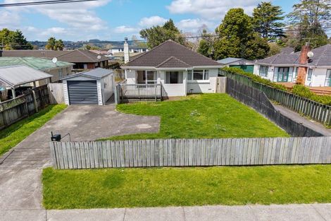 Photo of property in 31 Clevedon Road, Papakura, 2110
