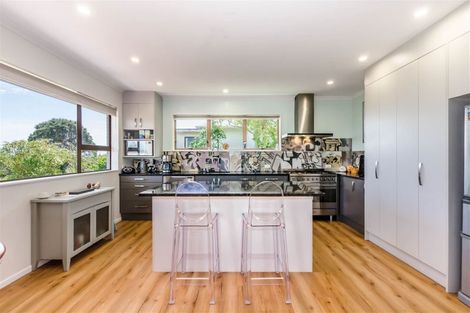 Photo of property in 57 Winara Avenue, Waikanae, 5036