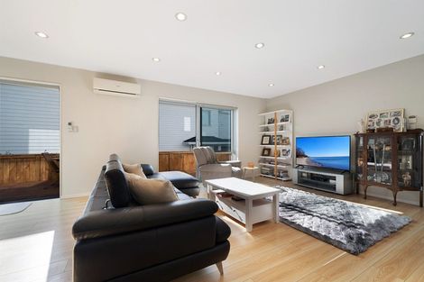 Photo of property in 133h Connell Street, Blockhouse Bay, Auckland, 0600