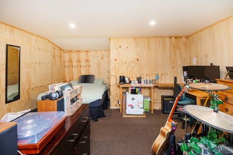 Photo of property in 17 Cavendish Crescent, Awapuni, Palmerston North, 4412