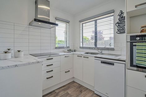 Photo of property in 1/800 Miller Street, Hastings, 4122