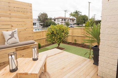 Photo of property in 2/30 Union Street, Papakura, 2110