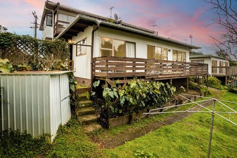 Photo of property in 3/12 Sunnyside Road, Sunnyvale, Auckland, 0612