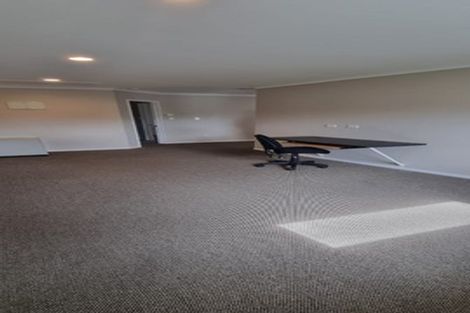 Photo of property in 6 Fencourt Place, Rototuna North, Hamilton, 3210