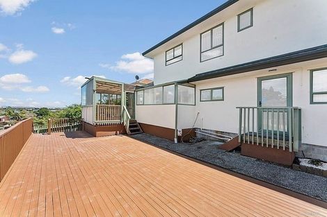 Photo of property in 18 Pistachio Place, Goodwood Heights, Auckland, 2105