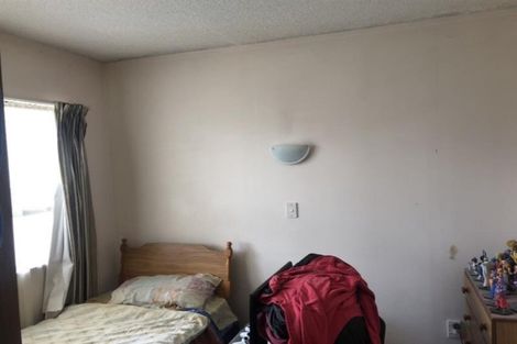 Photo of property in 1/15 Hamlin Road, Mount Wellington, Auckland, 1060