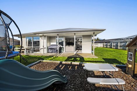 Photo of property in 23 Estate Grove, Inglewood, 4330