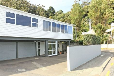 Photo of property in 1a Gill Road, Lowry Bay, Lower Hutt, 5013