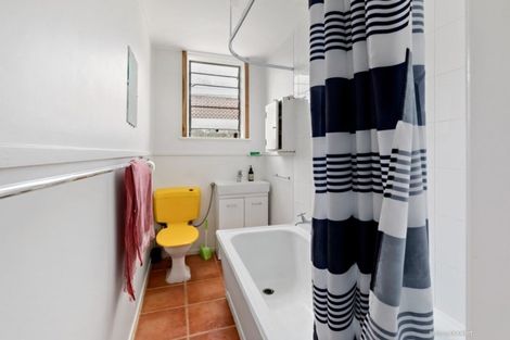 Photo of property in 7 Murray Street, Island Bay, Wellington, 6023