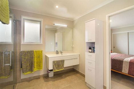 Photo of property in 2 Mutetai Road, Clarks Beach, 2122