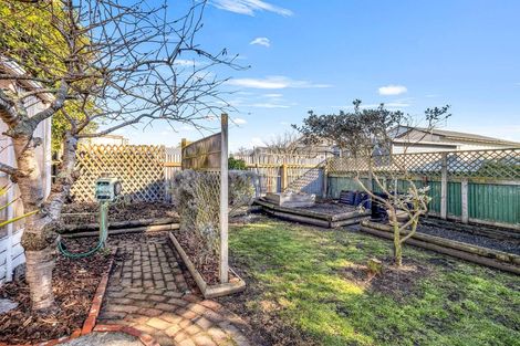 Photo of property in 14 Kawatiri Avenue, Gonville, Whanganui, 4501