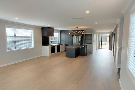 Photo of property in 7 Buddle Road, Paerata, 2124